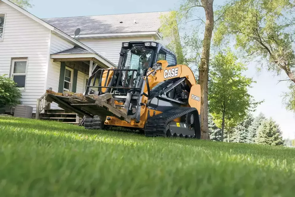 compact-track-loaders-gallery-06
