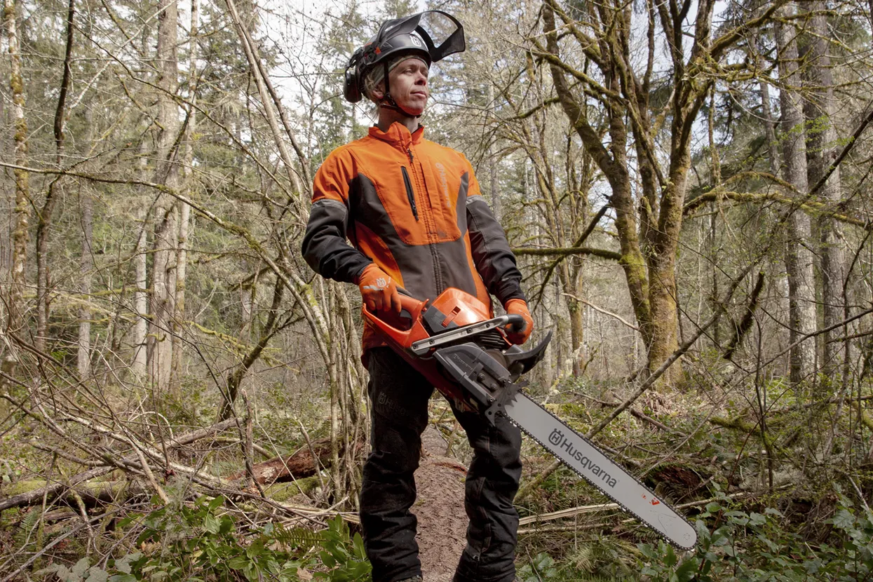HUSQVARNA 585,