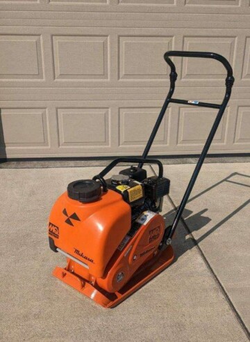 Multiquip-Mikasa MVC64VHW Plate Compactor