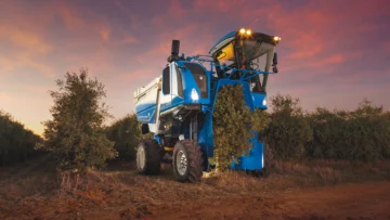 NEW HOLLAND HARVSTER HIGH CAPACITY BRAUD 10.90X OLIVE