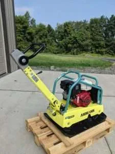 Ammann APR40/60 Reversible Plate Compactor w Honda