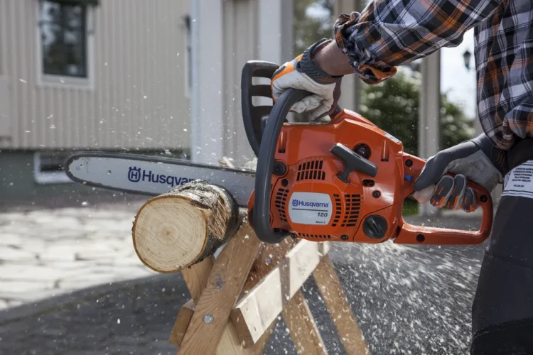 Petrol Chainsaws HUSQVARNA 120 Mark II - Image 2